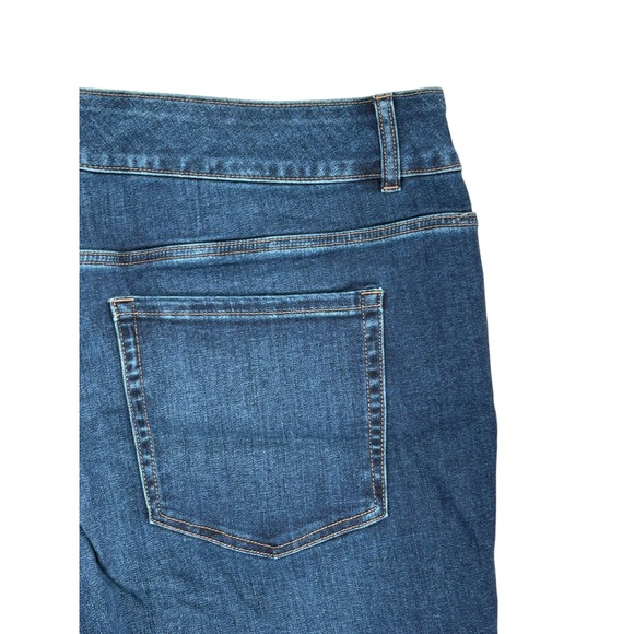 Lane Bryant Womens Jeans Size 26 Tummy Control Boot Cut High Rise Dark Wash - Picture 4 of 4